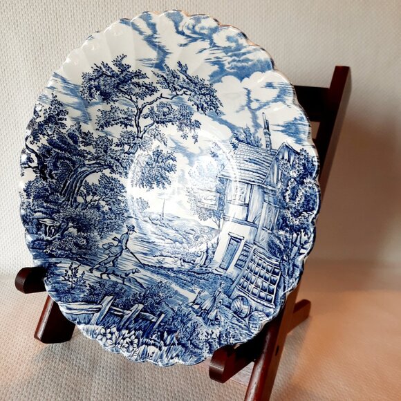 Franciscan Staffordshire "The Hunter" Blue Transfer Ware Serving Bowl, 9 3/8" W - Picture 4 of 4